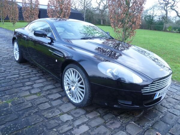 Aston Martin DB9 6.0 V12 T-TronicII Euro 4 2dr