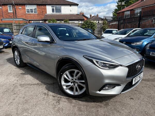 Infiniti Q30 1.5d Premium Tech Euro 6 (s/s) 5dr