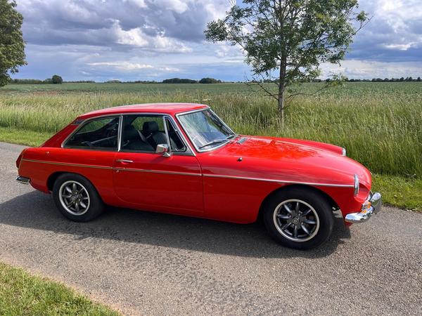 MG MGB GT 1.8 2dr