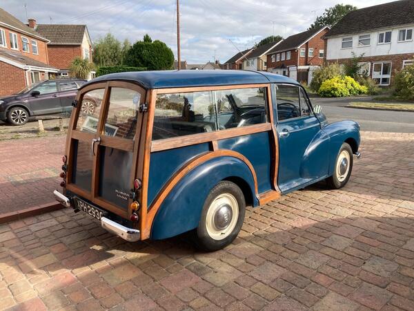 Morris Minor Traveller