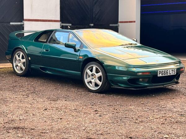 Lotus Esprit 3.5 V8 2dr