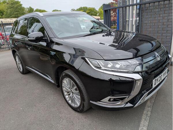 Mitsubishi Outlander 2.4h TwinMotor 13.8kWh Exceed CVT 4WD Euro 6 (s/s) 5dr