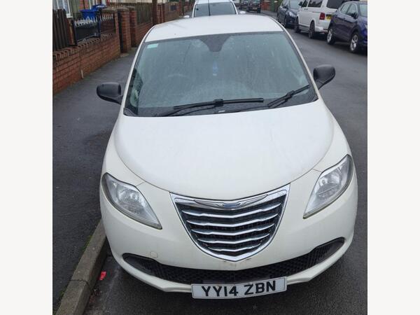 Chrysler Ypsilon 1.2 S Euro 5 (s/s) 5dr
