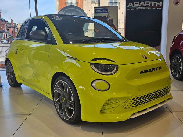 Abarth 500e C 42kWh Turismo Auto 2dr