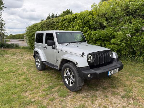 Jeep Wrangler 2.8 CRD Sahara Auto 4WD Euro 5 2dr