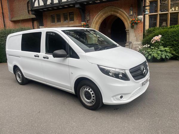 Mercedes-Benz Vito 2.0 114 CDI Progressive Crew Van Double Cab 5dr Diesel G-Tronic RWD L2 Euro 6 (s/s) (LWB) (136 ps)