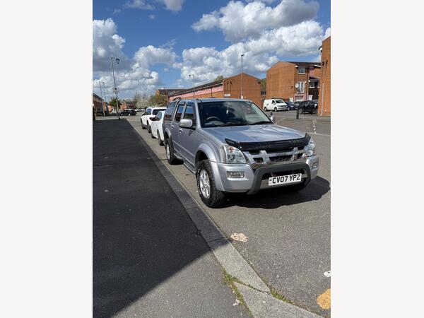 Isuzu Rodeo 2.5 TD Denver Max Pickup 4dr Diesel Manual 4WD (PPP) (214 g/km, 99 bhp)