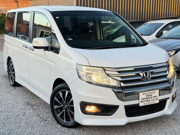 Honda Stepwagon (64) SPADA Z COOL SPIRIT RK5 2L 8 SEATER 5dr