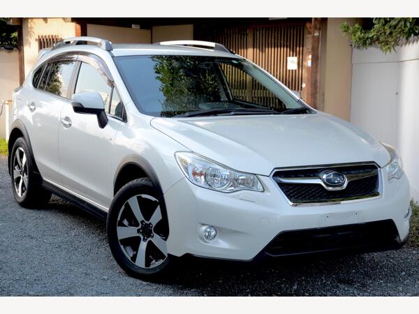Subaru XV 2.0 Hybrid 4WD - Jap Service History 5dr