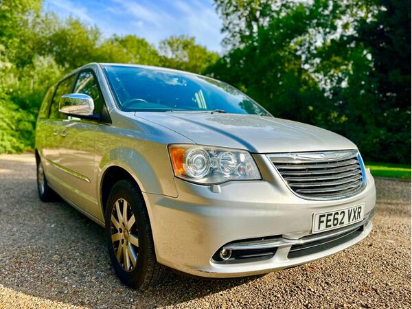 Chrysler Grand Voyager 2.8 CRD Limited Auto Euro 4 5dr