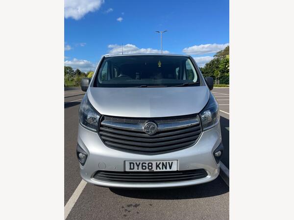 Vauxhall Vivaro 1.6 CDTi 2900 BiTurbo ecoTEC Sportive Crew Van Double Cab 5dr Diesel Manual L2 H1 Euro 6 (s/s) (6 Seat) (125 ps)