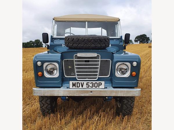 Land Rover Series III 2.3 88 Pick-Up 2dr Petrol Manual (77 bhp)