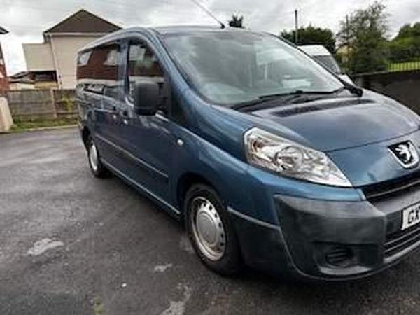 Peugeot Expert Tepee 1.6 HDi Comfort MPV 5dr Diesel Manual (194 g/km, 90 bhp)