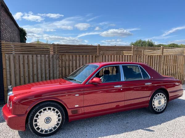 Bentley Arnage 6.8 T 4dr