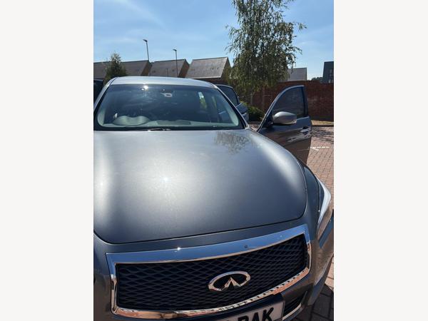 Infiniti Q70 2.2d Premium Auto Euro 6 (s/s) 4dr