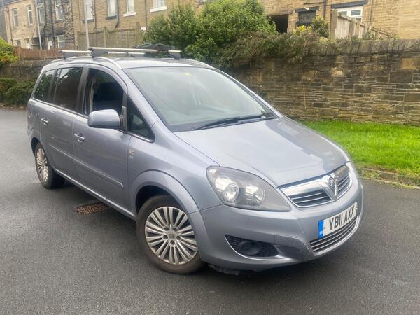 Vauxhall Zafira 1.7 CDTi ecoFLEX Excite Euro 5 5dr