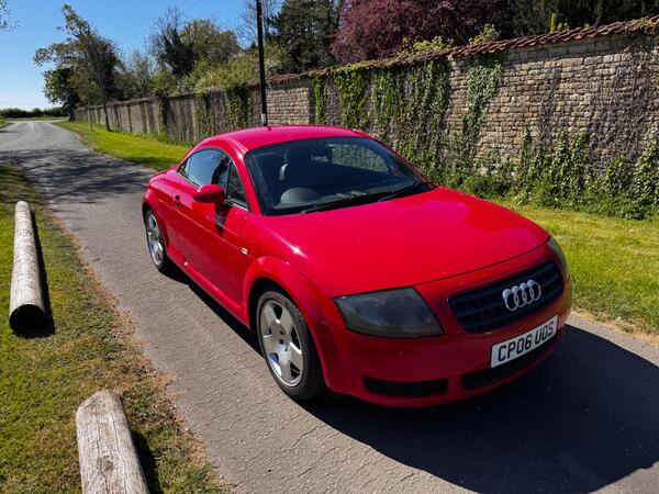 Audi TT 1.8 2dr