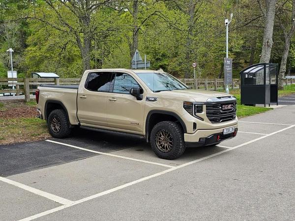GMC Sierra