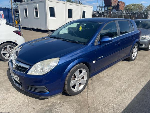 Vauxhall Signum 1.9 CDTi Elegance 5dr