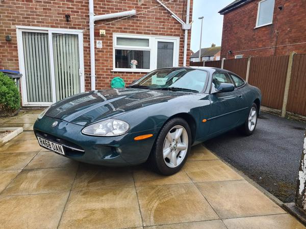 Jaguar XK8 4.0 2dr