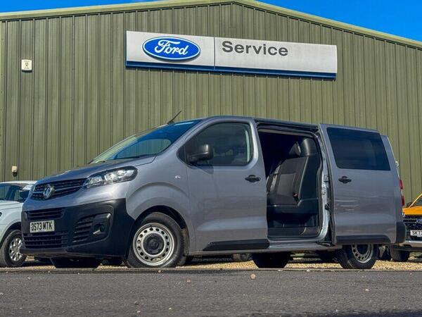 Vauxhall Vivaro Crew Cab [SOLD MM] LWB L2H1 Low Roof Prime 3100 Sensors EURO 6