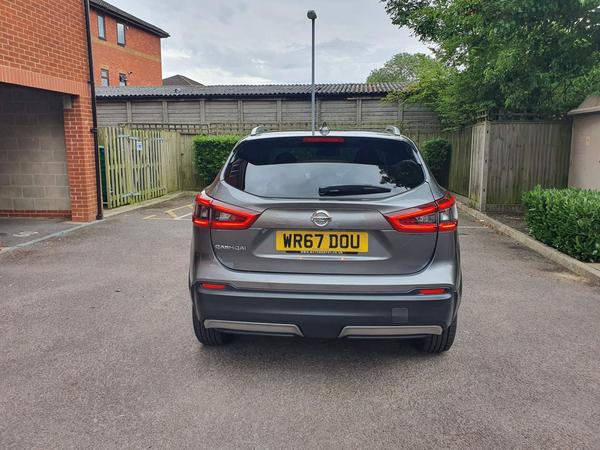 Nissan Qashqai 1.6 dCi N-Connecta XTRON Euro 6 (s/s) 5dr