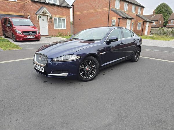 Jaguar XF 2.2d Luxury Auto Euro 5 (s/s) 4dr
