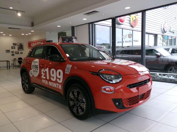Fiat 600 1.2 MHEV e-DCT Euro 6 (s/s) 5dr