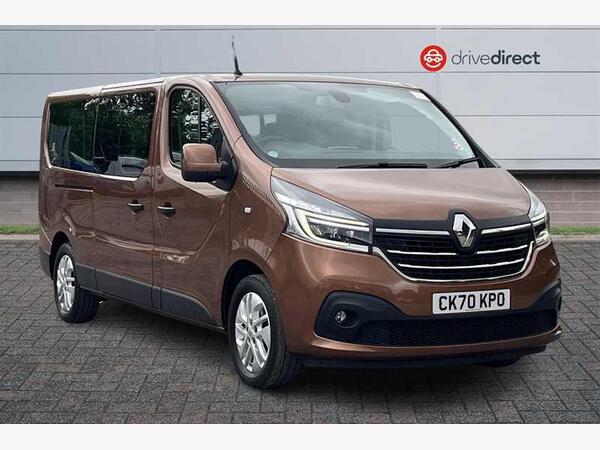 Renault Trafic 2.0 dCi ENERGY 30 Sport Nav Minibus Double Cab 5dr Diesel Manual LWB Euro 6 (s/s) (9 Seat) (120 ps)
