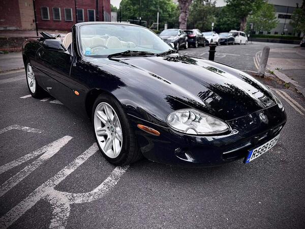 Jaguar XK8 4.0 2dr