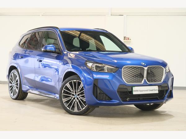 BMW iX1 20 66.5kWh M Sport Auto eDrive 5dr (11kW Charger)