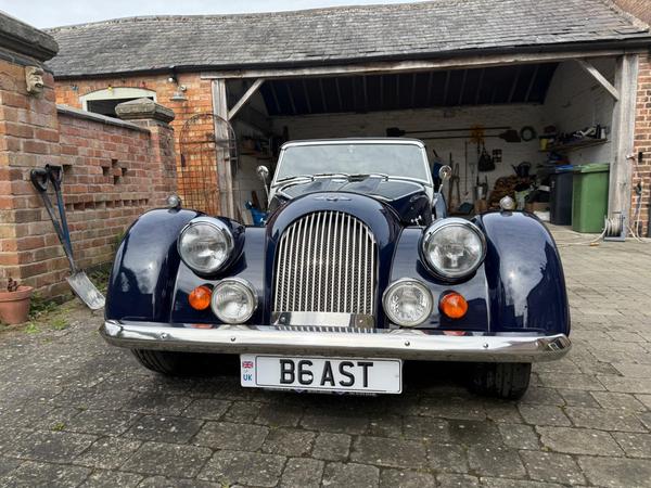 Morgan Plus Eight 4 litre petrol Manual (2 seat) (188 bhp)