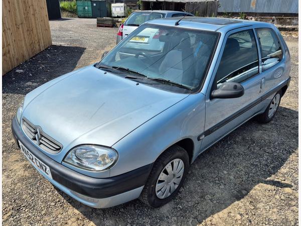 Citroen Saxo 1.1i Forte 3dr