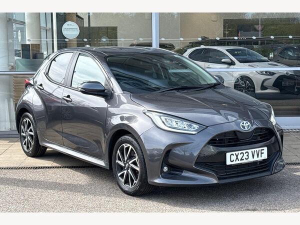 Toyota Yaris 1.5 VVT-h Design E-CVT Euro 6 (s/s) 5dr