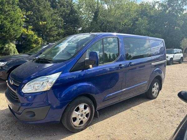 Ford Transit Custom 2.2 TDCi 290 Limited Combi Van 6dr Diesel Manual L1 H1 (191 g/km, 123 bhp)