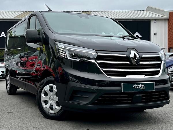 Renault Trafic 2.0 dCi 30 Advance EDC LWB Euro 6 (s/s) 5dr (9 Seat)
