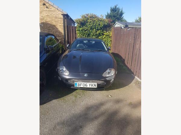 Jaguar XK8 4.2 S 2dr