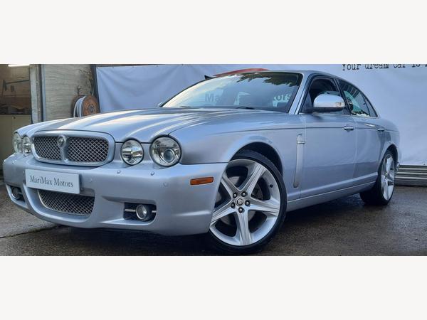 Jaguar XJ 2.7 TD Sovereign 4dr