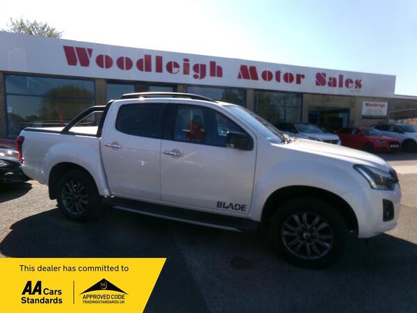 Isuzu D-Max 1.9 TD Blade Pickup Double Cab 4dr Diesel Auto 4WD Euro 6 (164 ps)