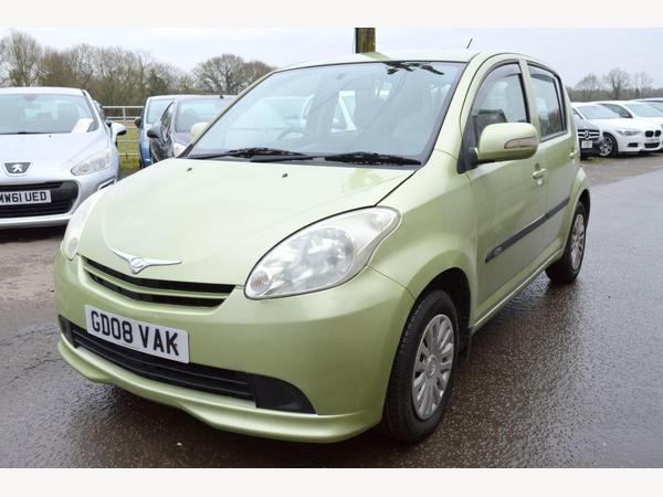Perodua Myvi 1.3 EZi 5dr