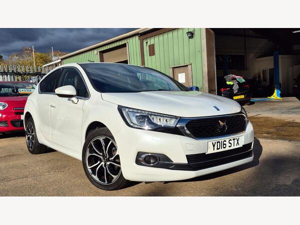 DS AUTOMOBILES DS 4 1.2 PureTech Prestige Euro 6 (s/s) 5dr