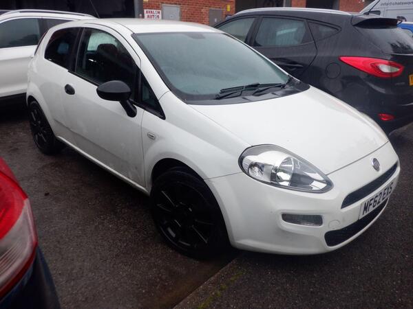 Fiat Punto 1.2 Pop Manual Euro 5 3dr
