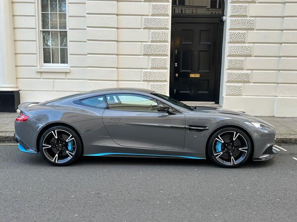 Aston Martin Vanquish 6.0 V12 S T-TronIII Euro 6 2dr