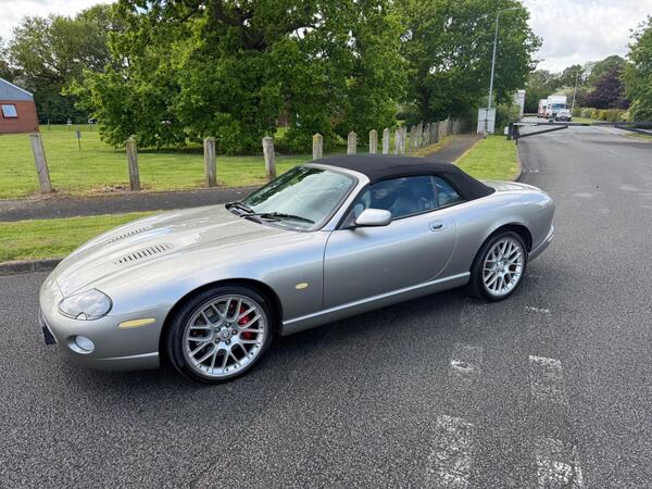 Jaguar XKR 4.2 S 2dr