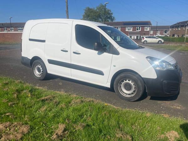 Peugeot Partner 1.6 BlueHDi 744 S Crew Van 6dr Diesel Manual L2 (113 g/km, 100 bhp)