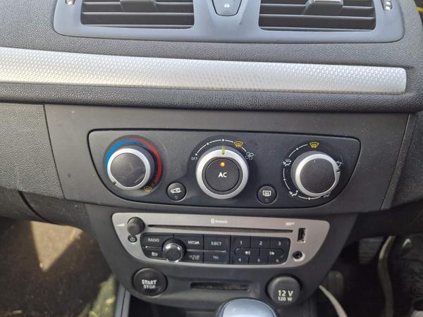 Renault Megane 1.5 dCi Dynamique TomTom EDC Euro 5 3dr