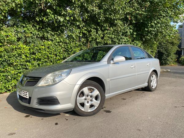Vauxhall Vectra 1.8 VVT Exclusiv 5dr