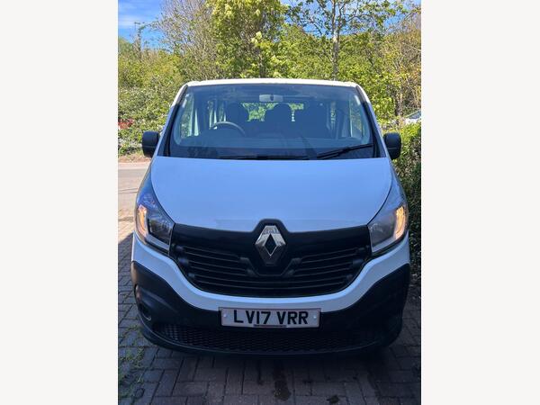 Renault Trafic 1.6 dCi ENERGY 27 Business SWB Euro 6 (s/s) 5dr (9 Seat)