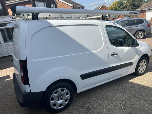 Peugeot Partner 1.6 HDi 625 Professional Panel Van 4dr Diesel Manual L1 (133 g/km, 75 bhp)