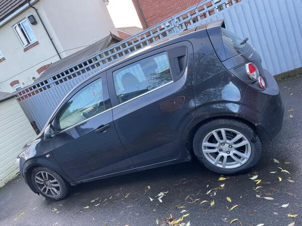 Chevrolet Aveo 1.4 LTZ Auto Euro 5 5dr